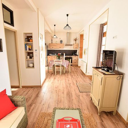 Gite Restaure 6 Pers. Au Bord De La Riviere, Proche Centre, Parking Et Wifi - Fr-1-410-380 Sablé-sur-Sarthe Zewnętrze zdjęcie
